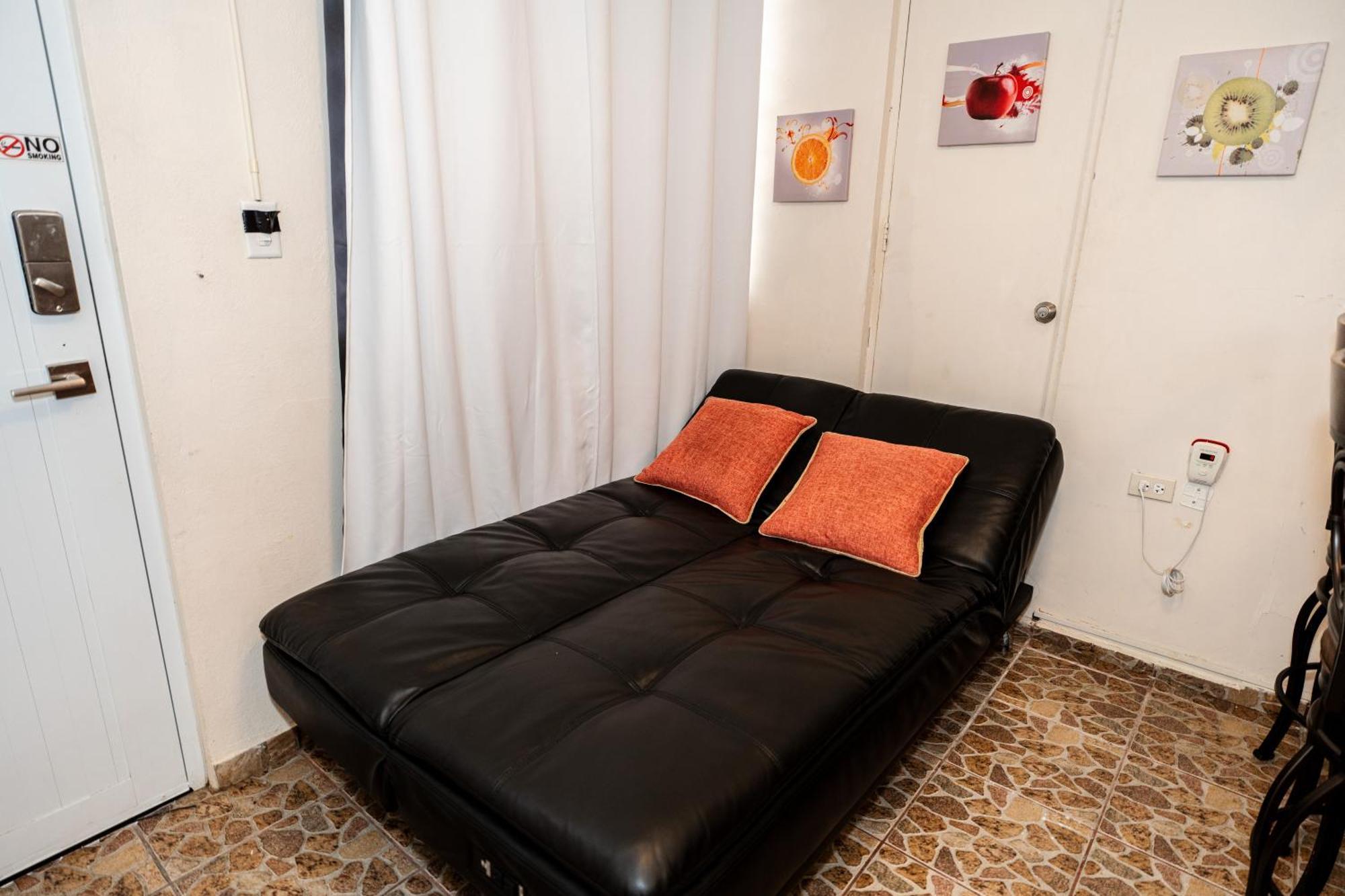 Cozy Studio Retreat With Private Parking And Free Laundry Ponce Luaran gambar